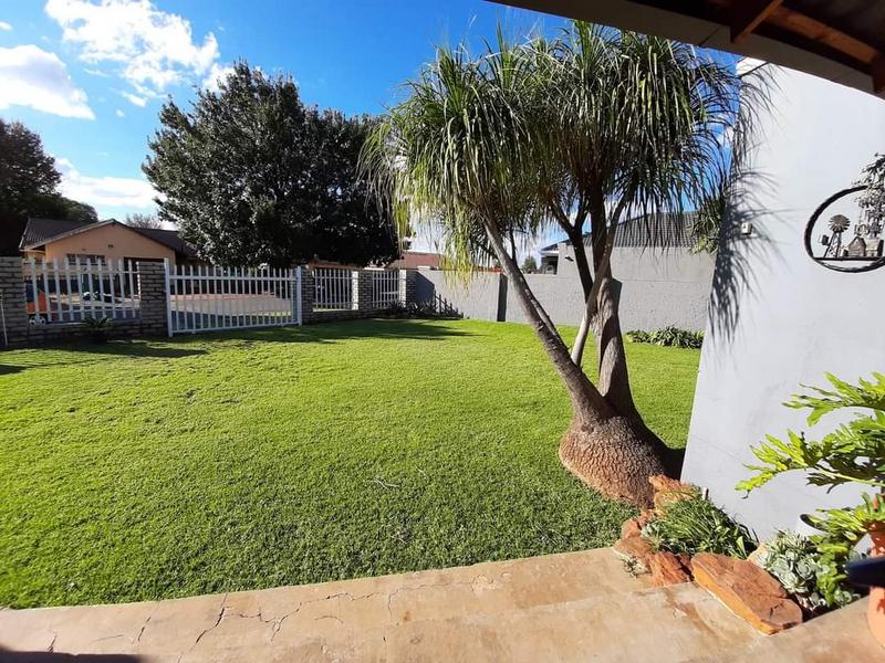 4 Bedroom Property for Sale in Vaalpark Free State